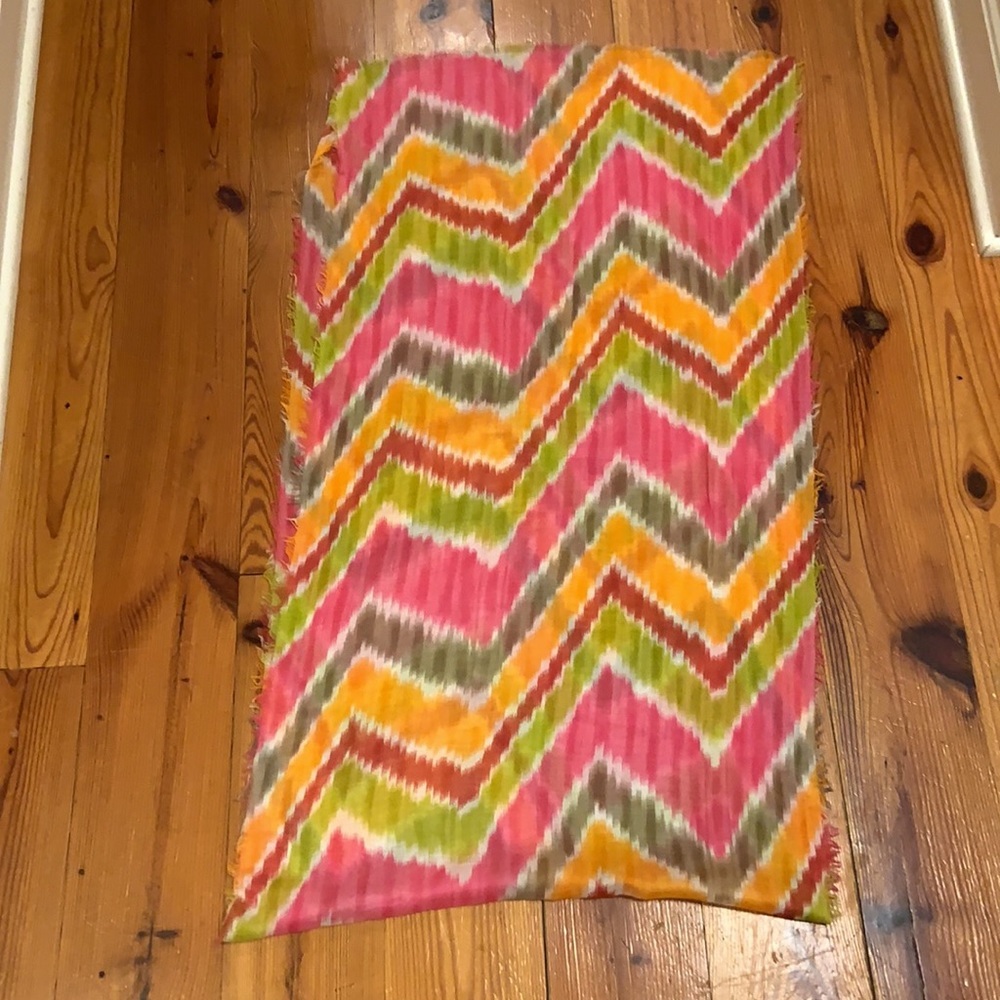 Scarf - Picture 4 of 4